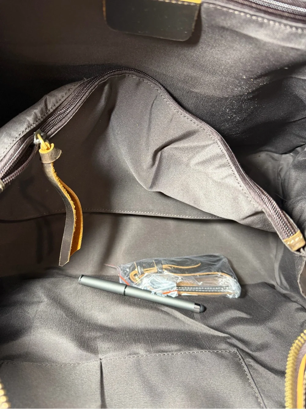 WESTERN LEATHER GOODS THE TOMAHAWK - TRAVEL DUFFEL BAG NWT $339